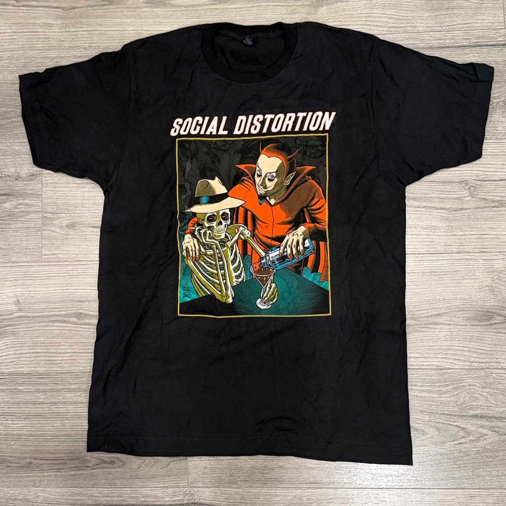 Social Distortion Devil Skeleton Men’s Size Large